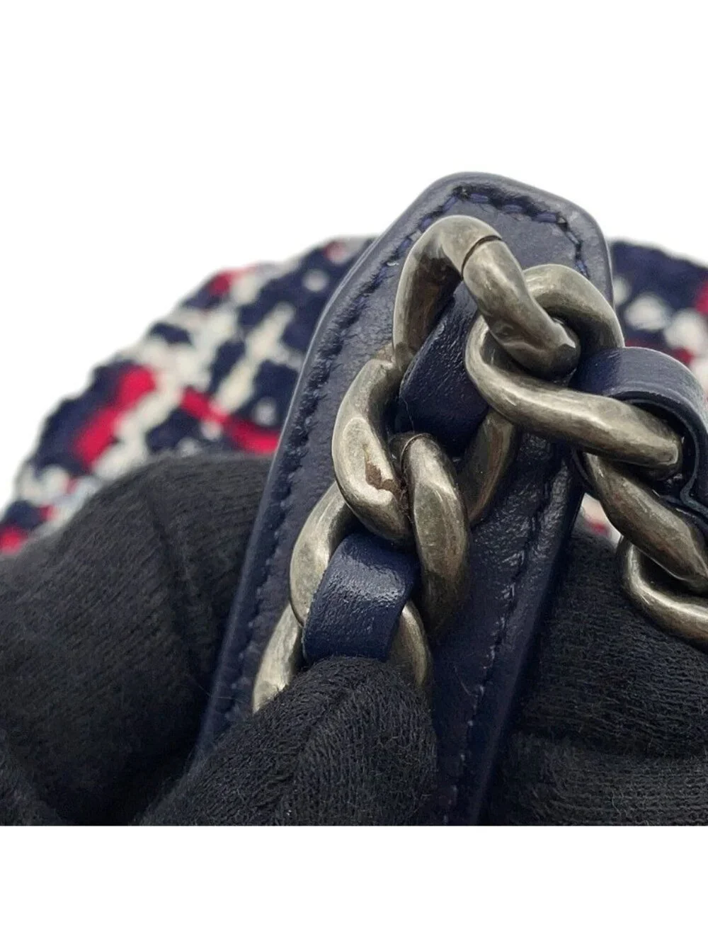 Chanel Chain Shoulder Bag 19 Quilted CC Logo Tweed
